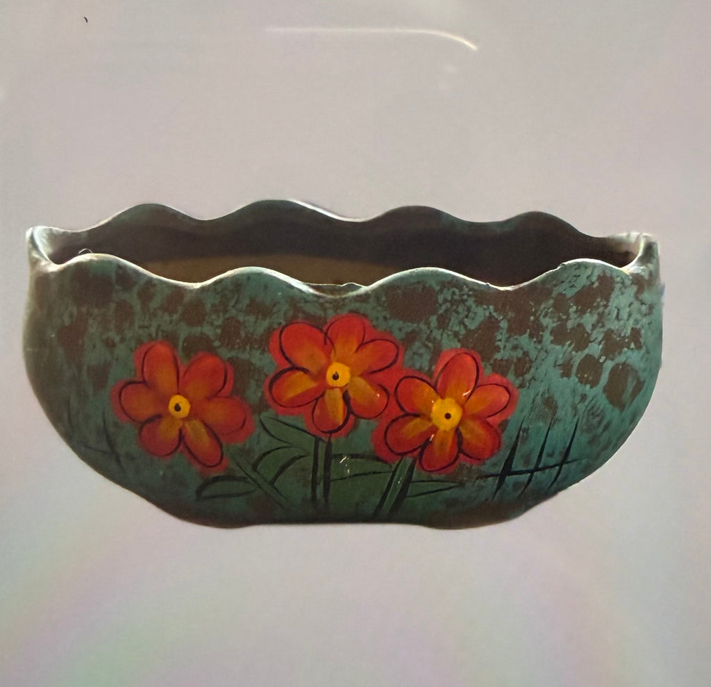 Small planter varieties for small decorative plants